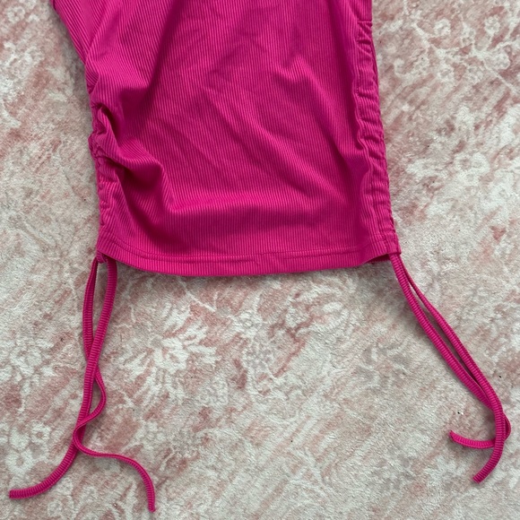 SHEIN Fuchsia Ribbed Tank Top - Picture 2 of 4